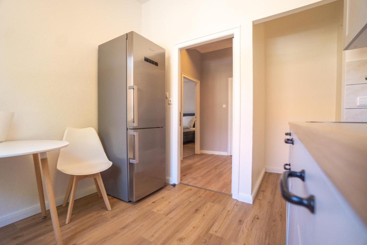 Apartment Purple Chill Super Zentrale Hbf-messe-buergerweide-citygate-ovb Arena *